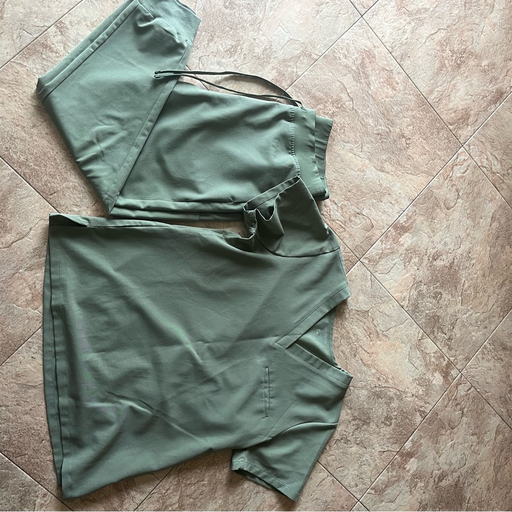 Mandala Green Scrub Set